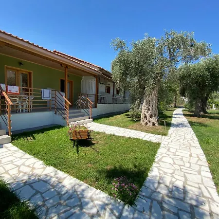 Villa Alexandra Studios Apartment *